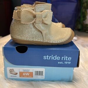 Stride rite girls golden boot with bow - genevieve champagne